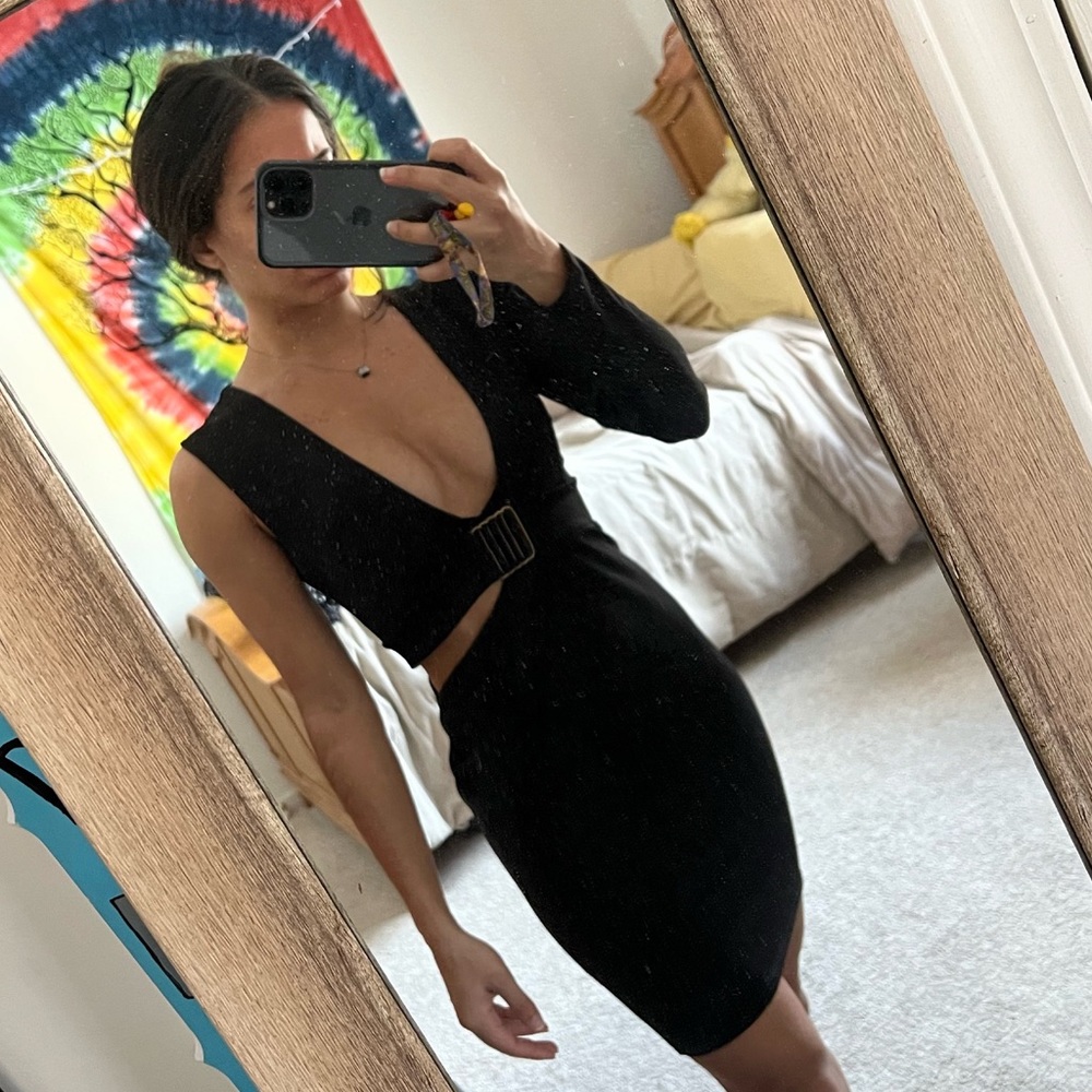 Prettylittlething black dress